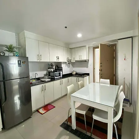 Fireworks View - 2Br Suite By Charm