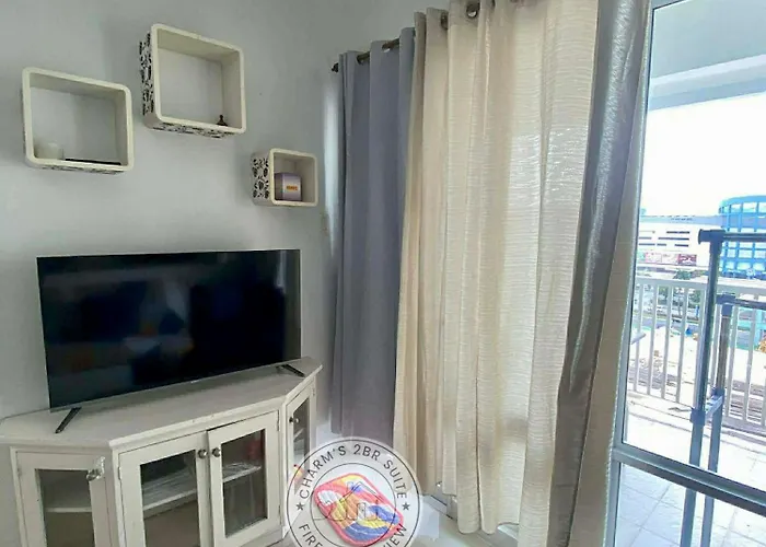 Fireworks View - 2br By Charm Apartahotel